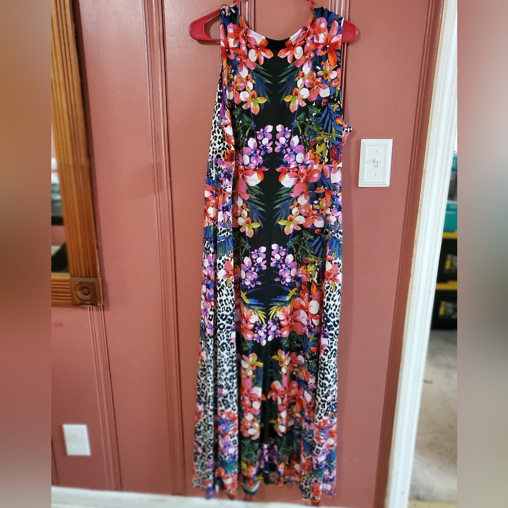 NWT Ronni Nicole Floral Animal Wild Print Sleeveless Maxi Dress 16W New - Picture 3 of 5